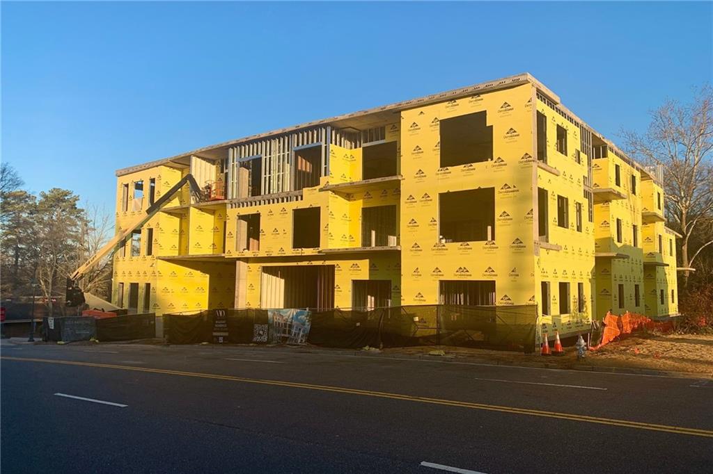 318 Sandy Springs Circle Unit 240
