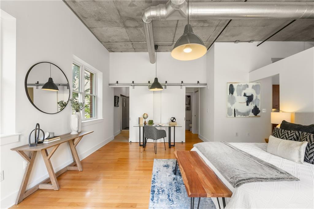 206 11th Street Unit 302