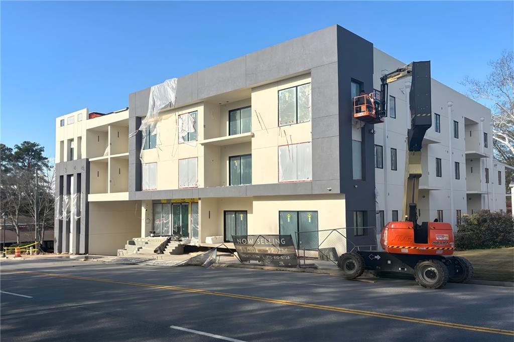 318 Circle Unit 220