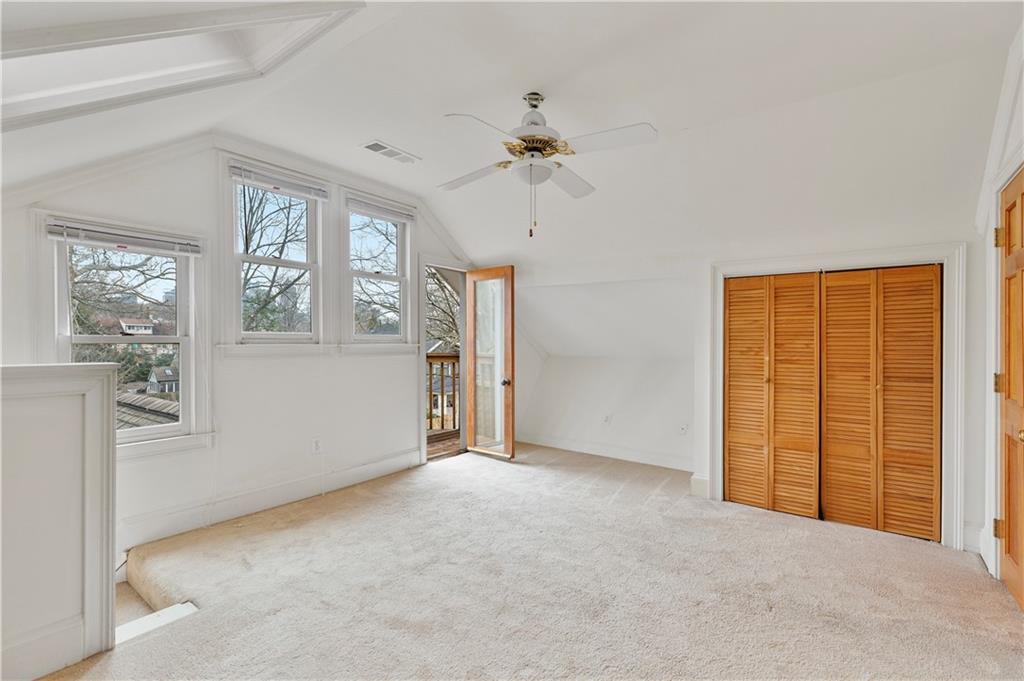 873 Monroe Circle NE