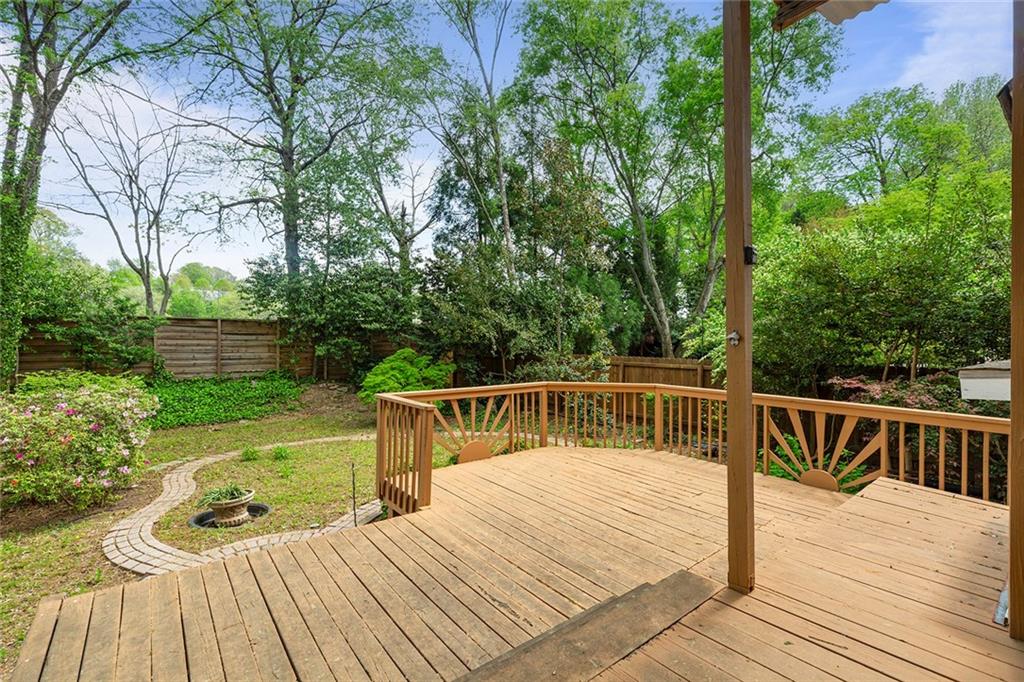 873 Monroe Circle NE