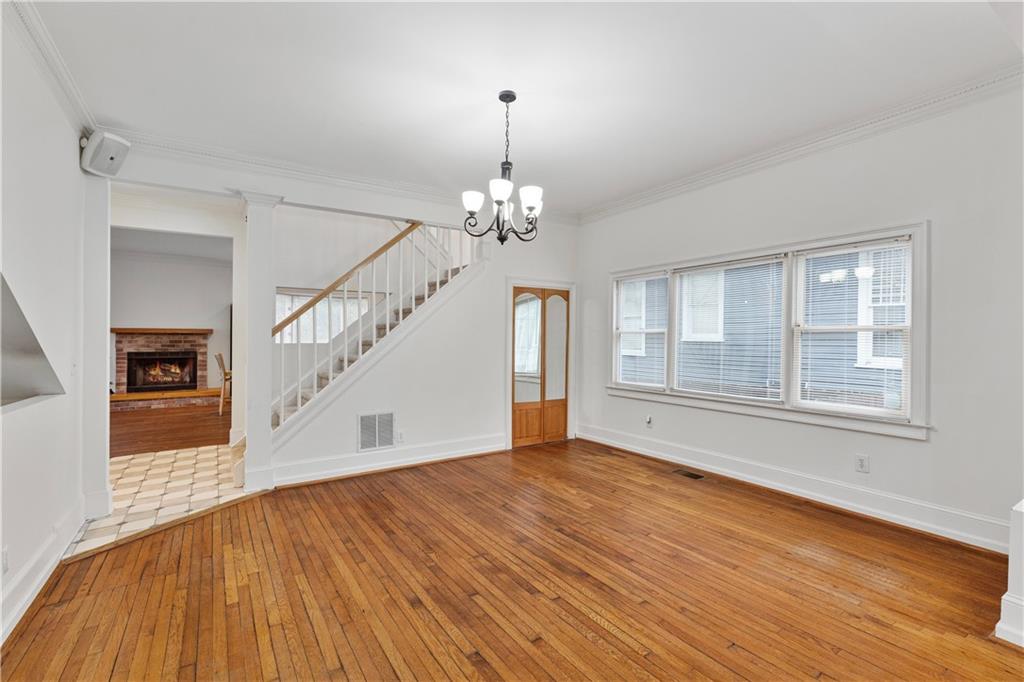 873 Monroe Circle NE