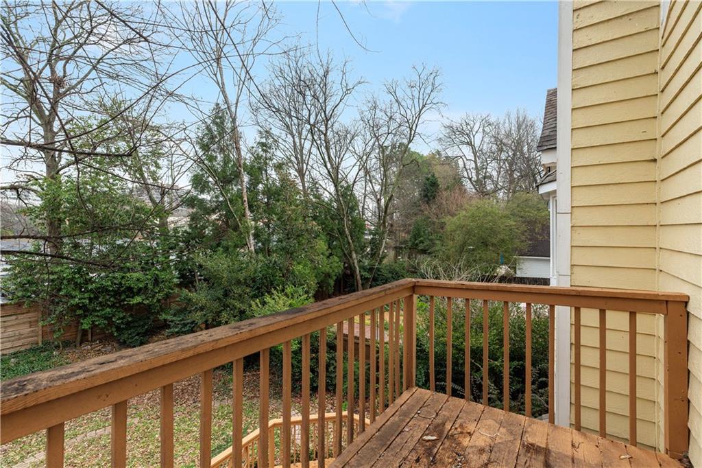 873 Monroe Circle NE
