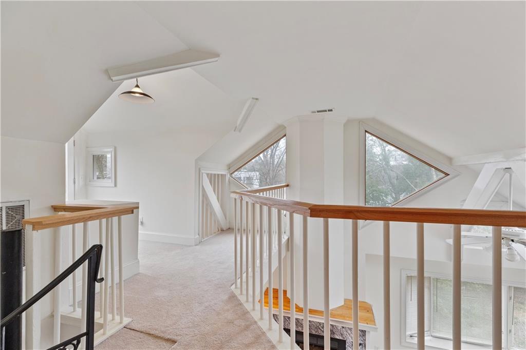 873 Monroe Circle NE