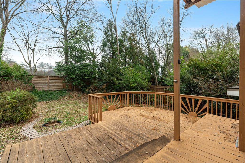 873 Monroe Circle NE