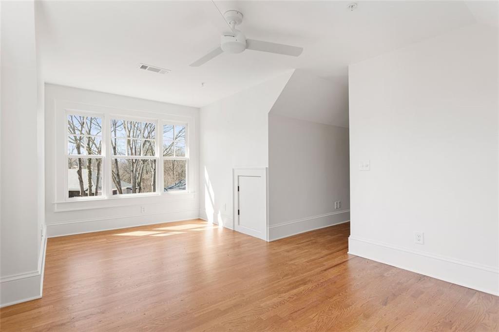 1585 S PONCE DE LEON Avenue NE Unit 20