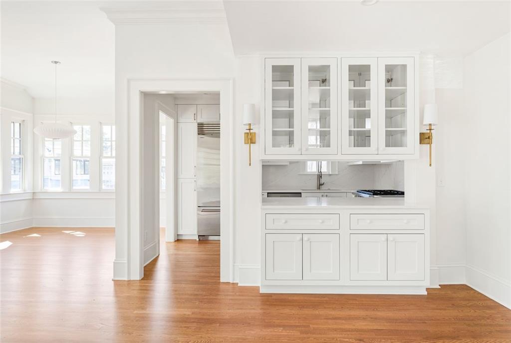 1585 S PONCE DE LEON Avenue NE Unit 20