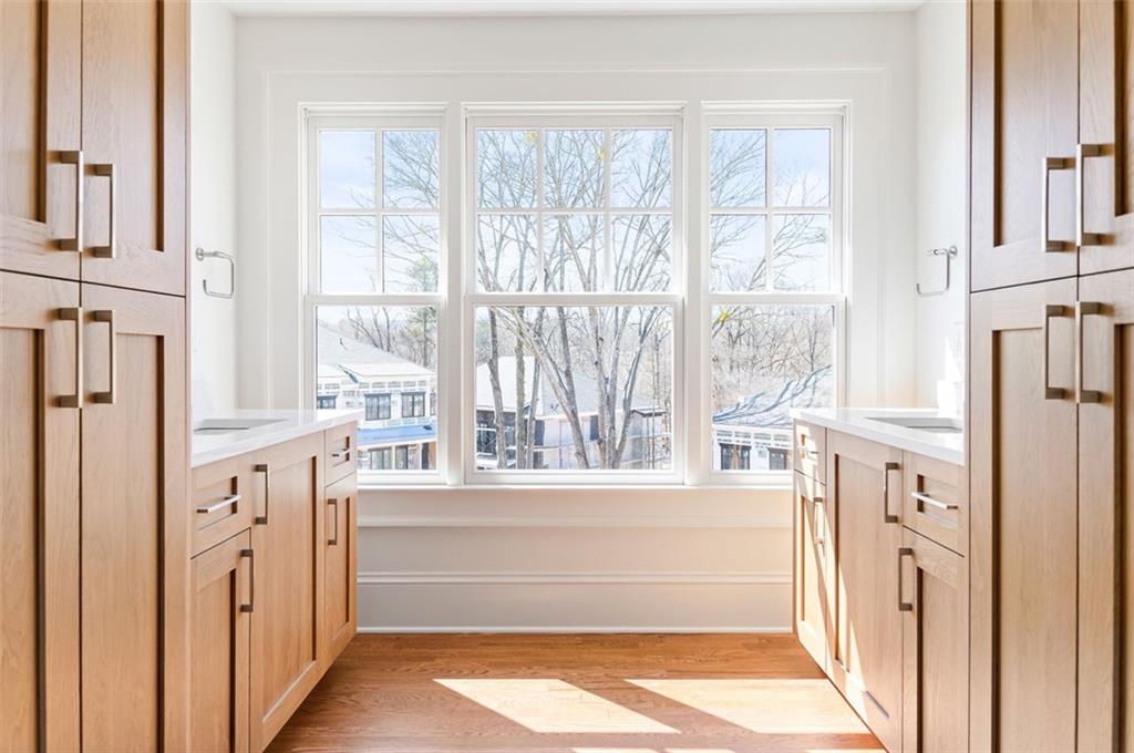 1585 S PONCE DE LEON Avenue NE Unit 20