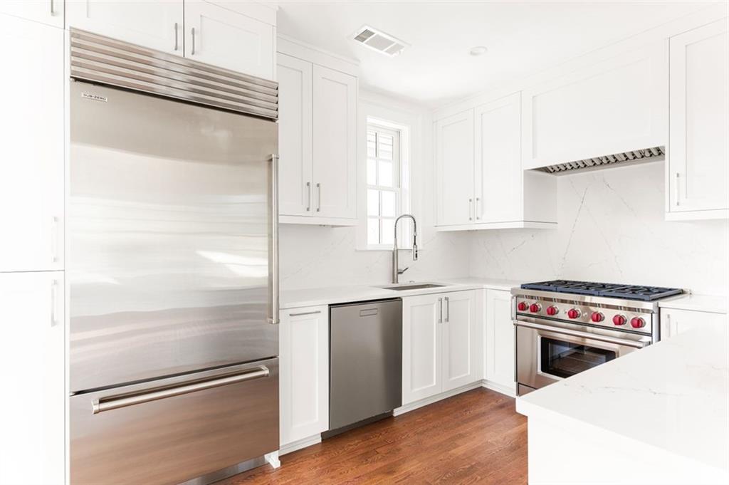 1585 S PONCE DE LEON Avenue NE Unit 20