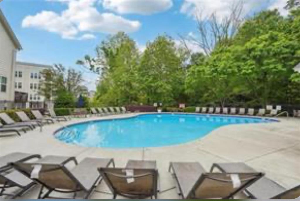 1732 Liberty Parkway NW