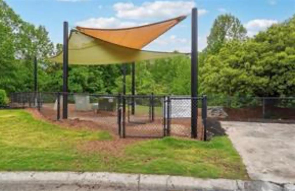 1732 Liberty Parkway NW