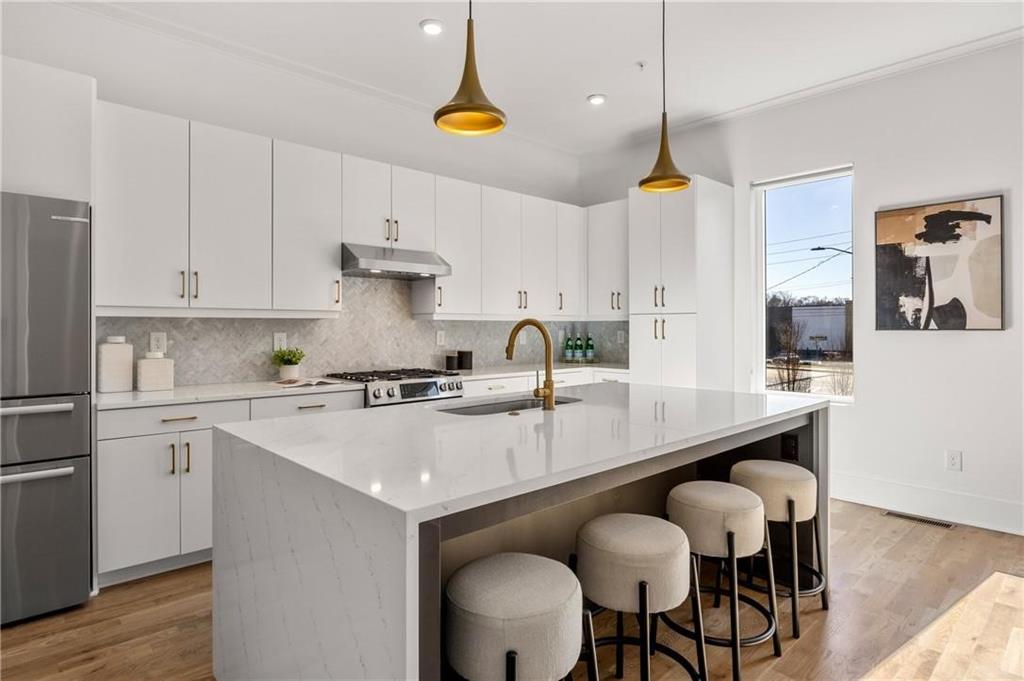 1836 Memorial Drive Unit 303