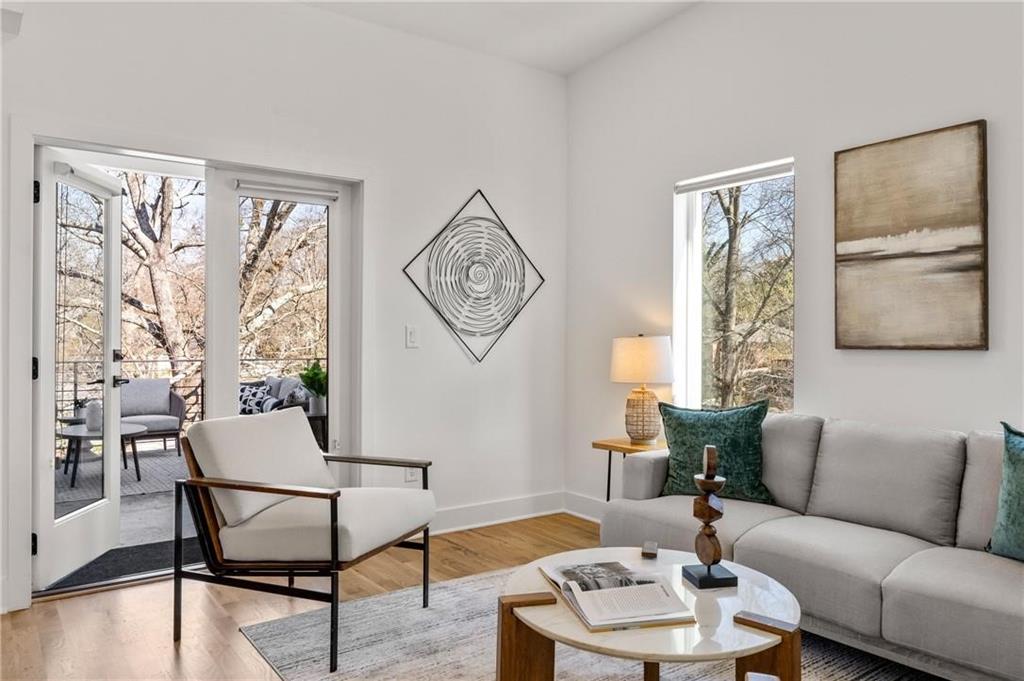 1836 Memorial Drive Unit 303