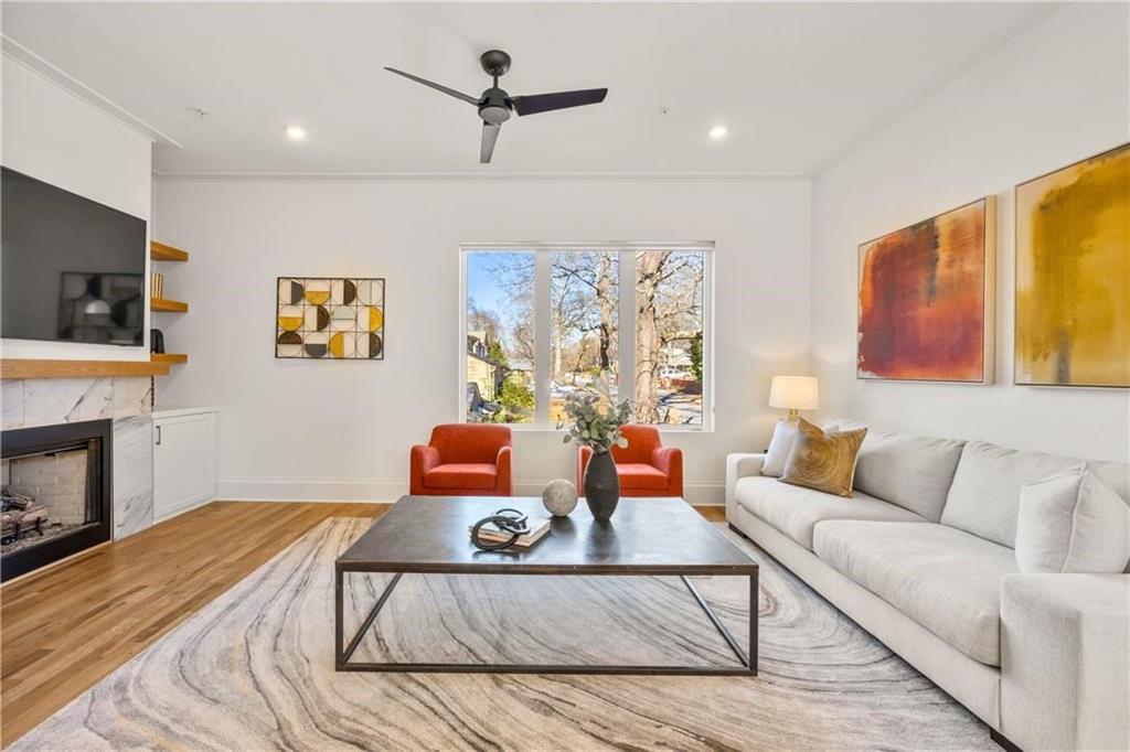1836 Memorial Drive Unit 303