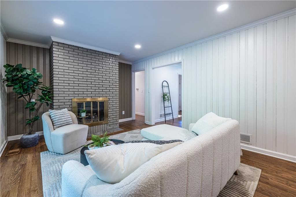 2436 Hazelwood Drive