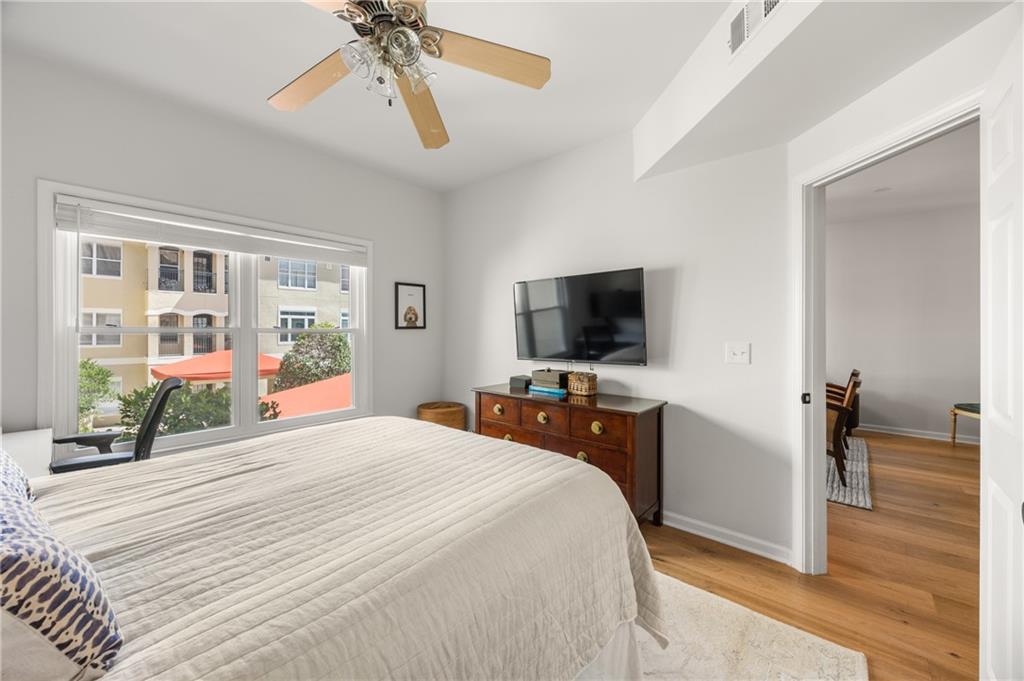 955 Juniper Street NE Unit 2217