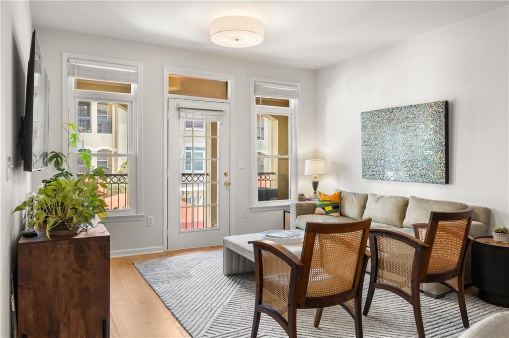 955 Juniper Street NE Unit 2217