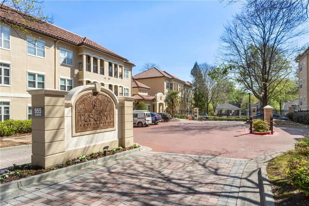 955 Juniper Street NE Unit 2217