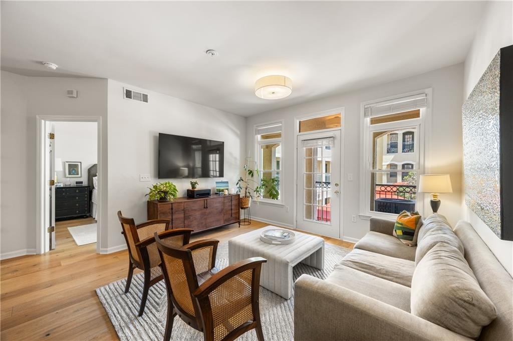 955 Juniper Street NE Unit 2217