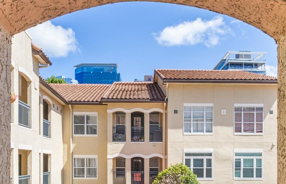 955 Juniper Street NE Unit 2217