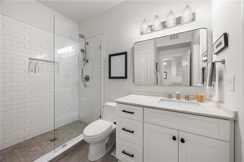 955 Juniper Street NE Unit 2217