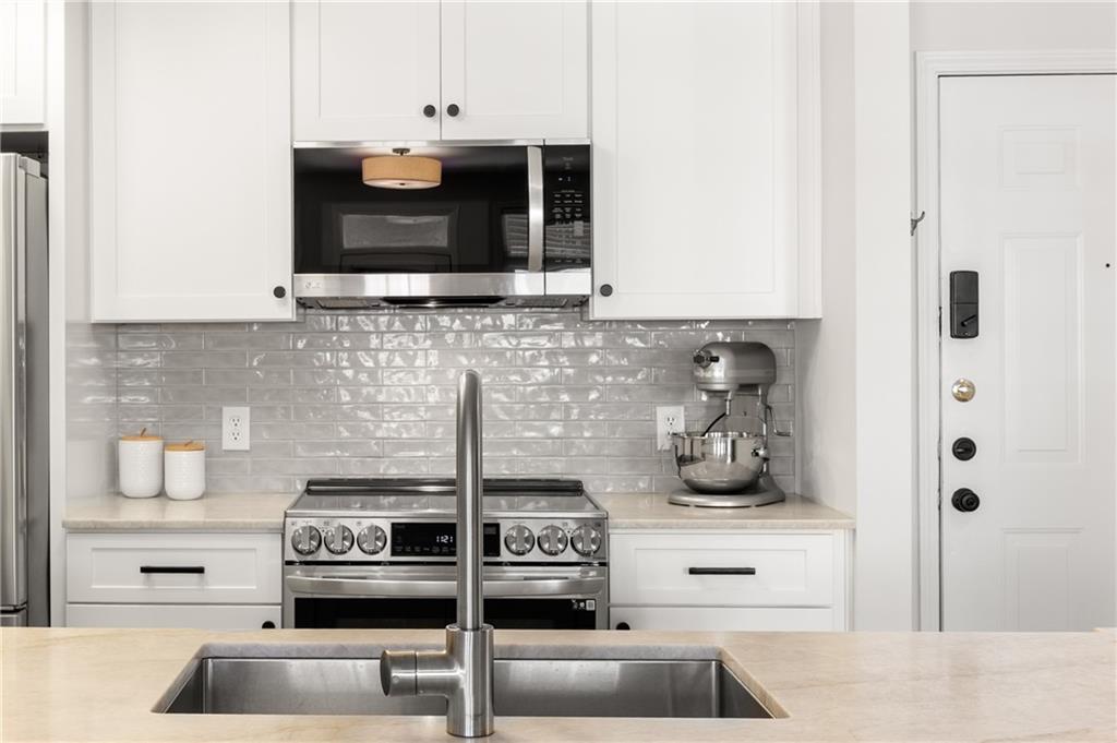 955 Juniper Street NE Unit 2217