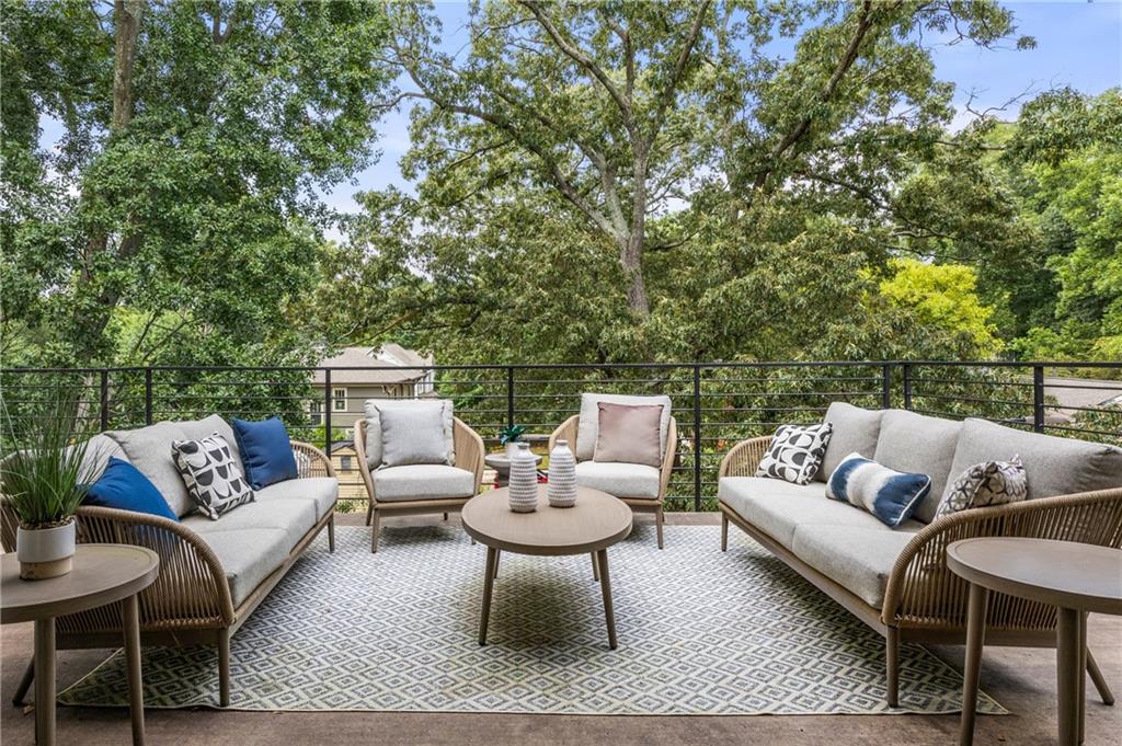 1836 Memorial Drive SE Unit 303