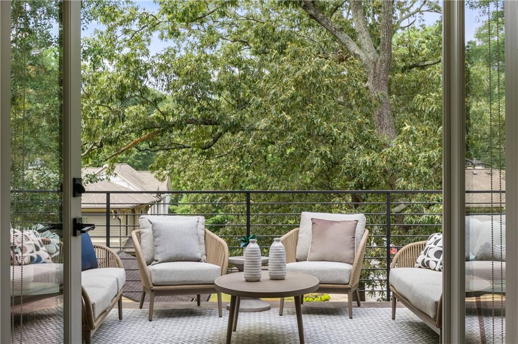 1836 Memorial Drive SE Unit 303