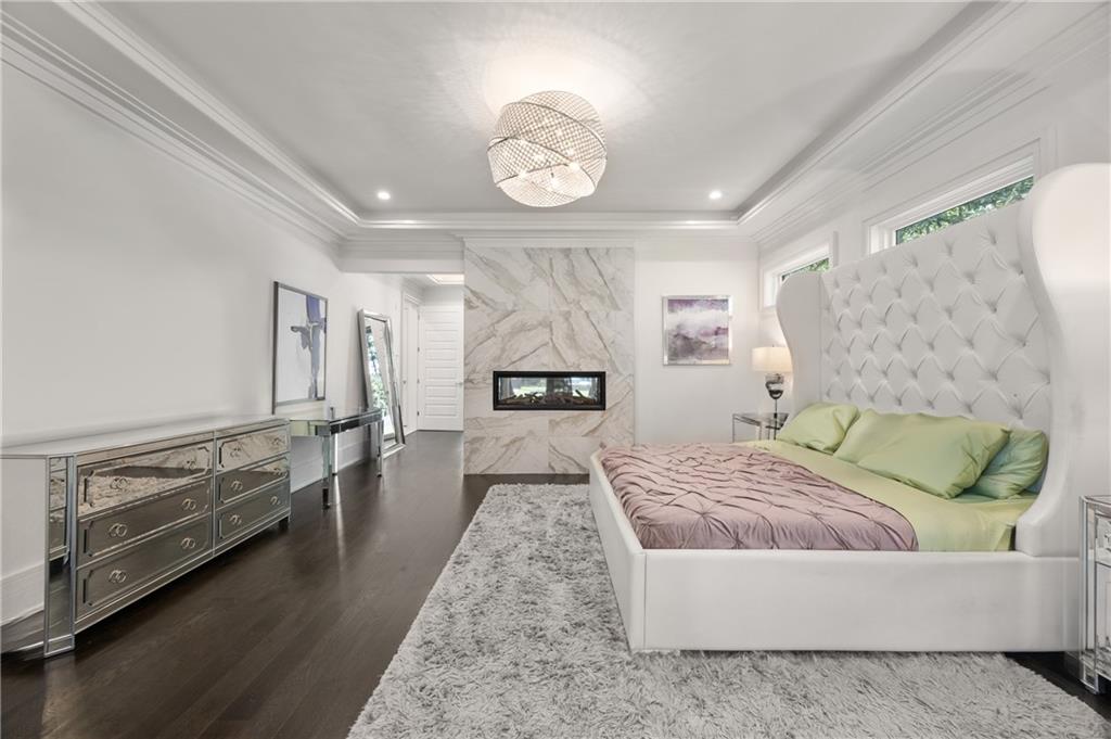 1105 Moores Mill Road NW