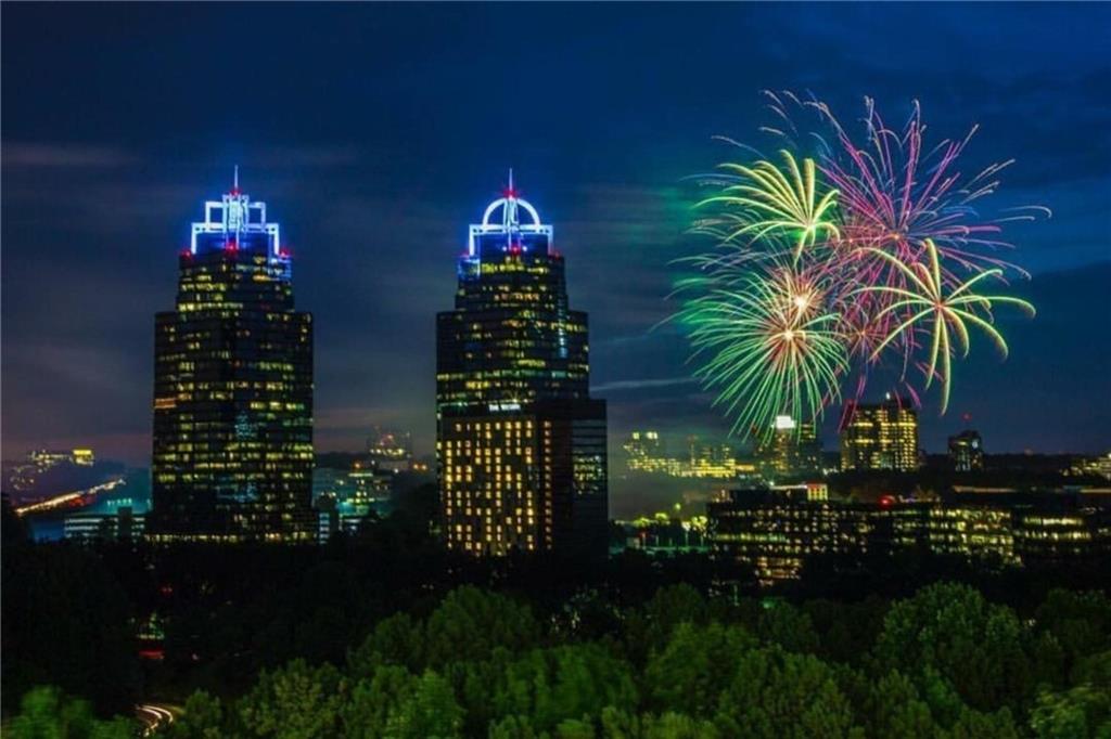 318 Sandy Springs Circle Unit 140