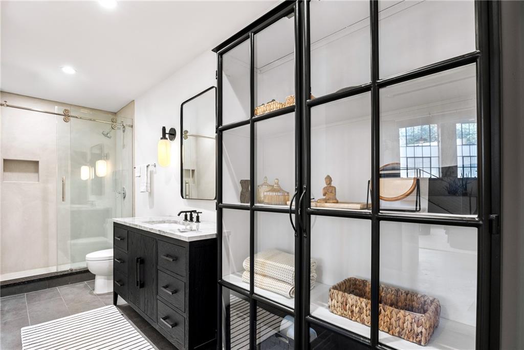 650 Glen Iris Drive NE Unit 7