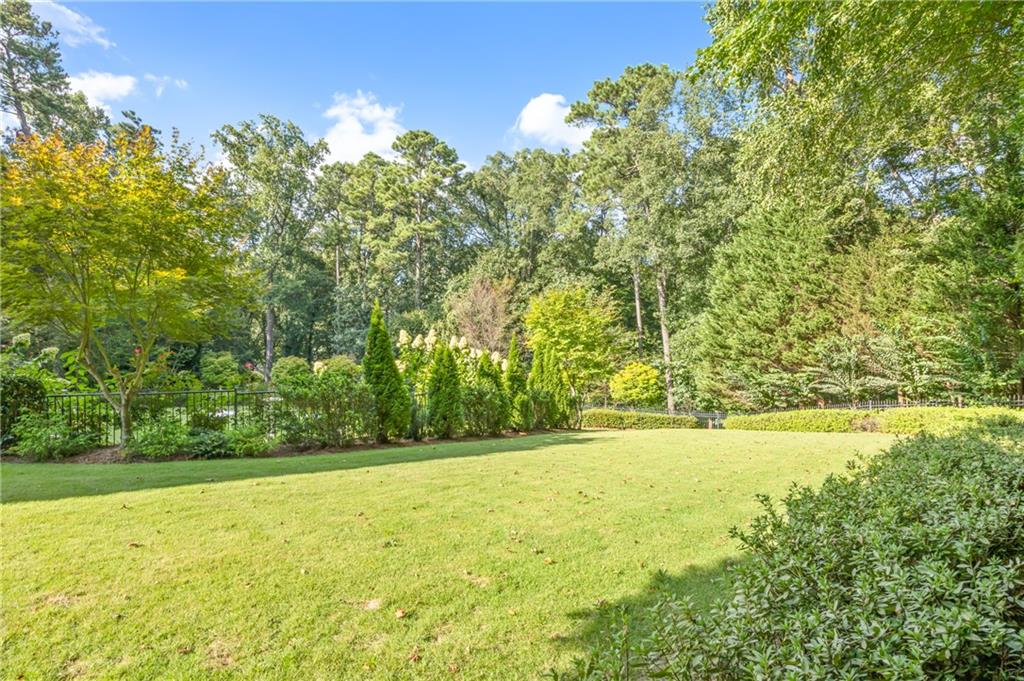 1629 Heatherwood Drive