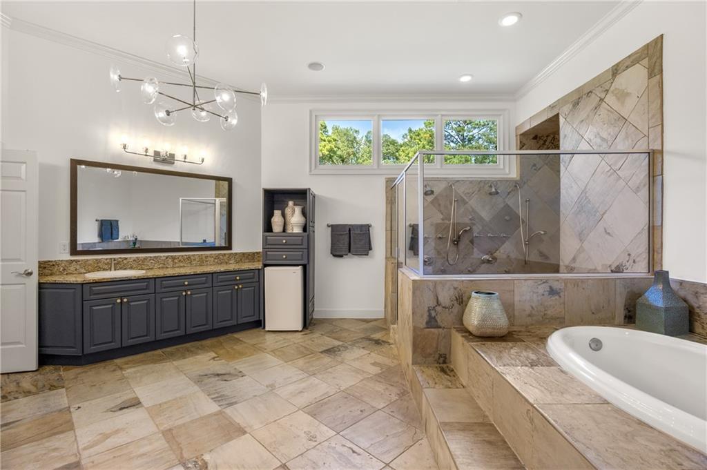 1629 Heatherwood Drive