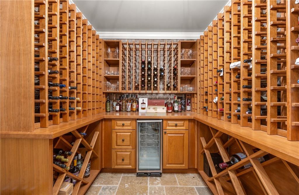 1629 Heatherwood Drive