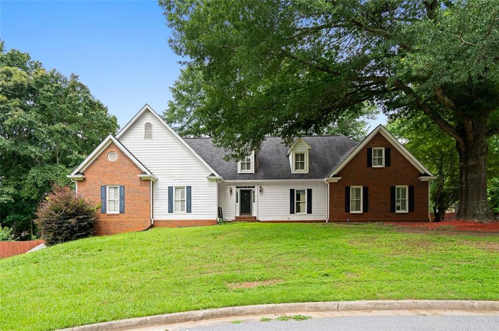 1732 Winding Woods Lane