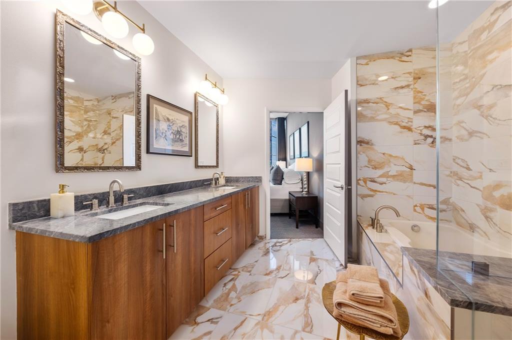 1080 Peachtree Street NE Unit 2503
