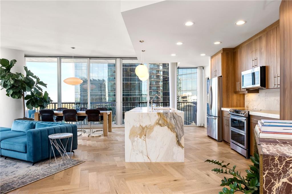 1080 Peachtree Street NE Unit 2503