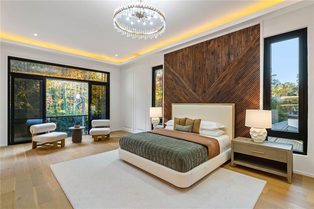 654 Longleaf Drive NE