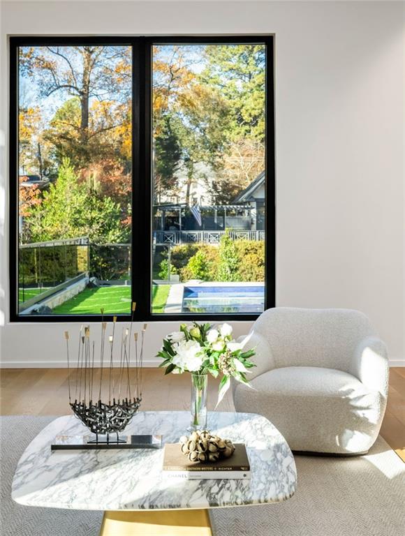 654 Longleaf Drive NE