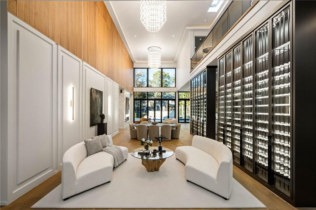 654 Longleaf Drive NE