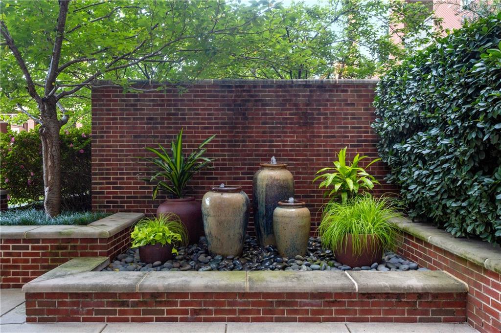 1820 Peachtree Street Unit 1709