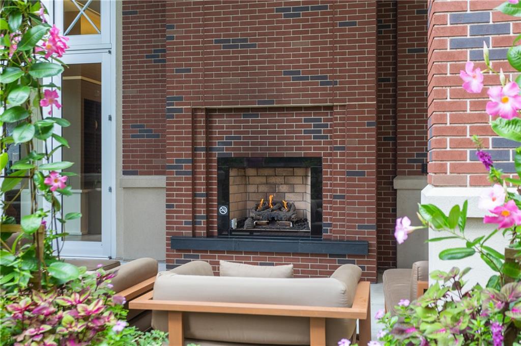 1820 Peachtree Street Unit 1709