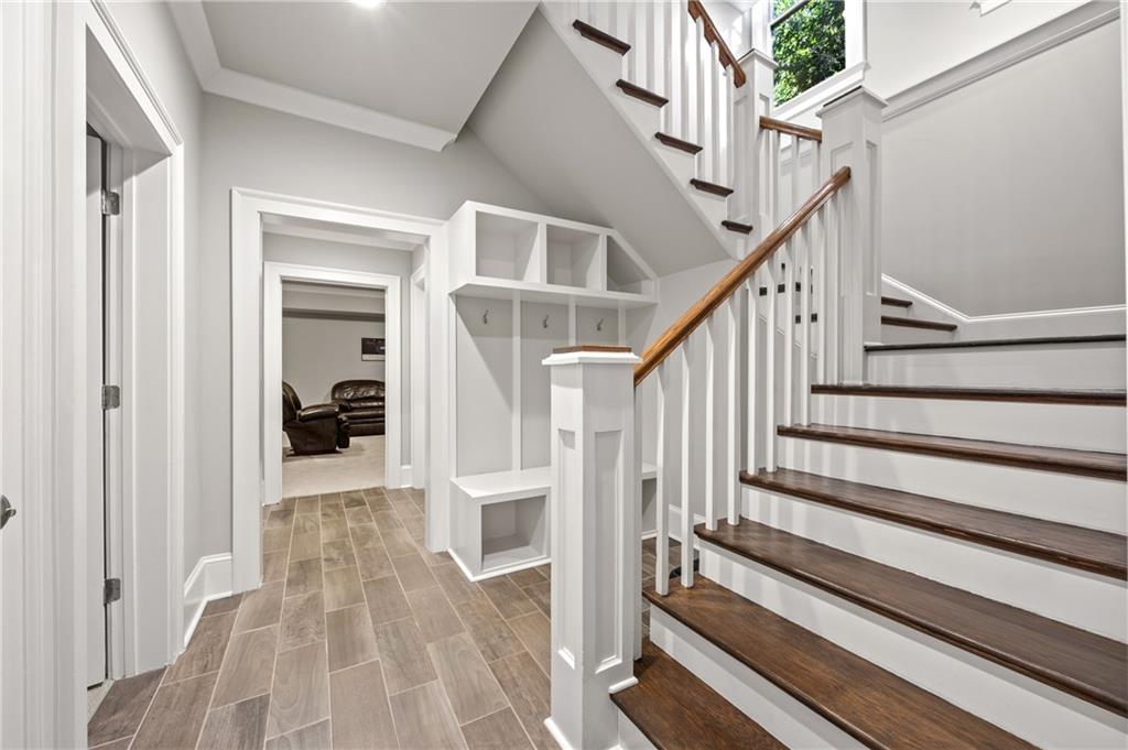 1890 Ridgewood Drive NE