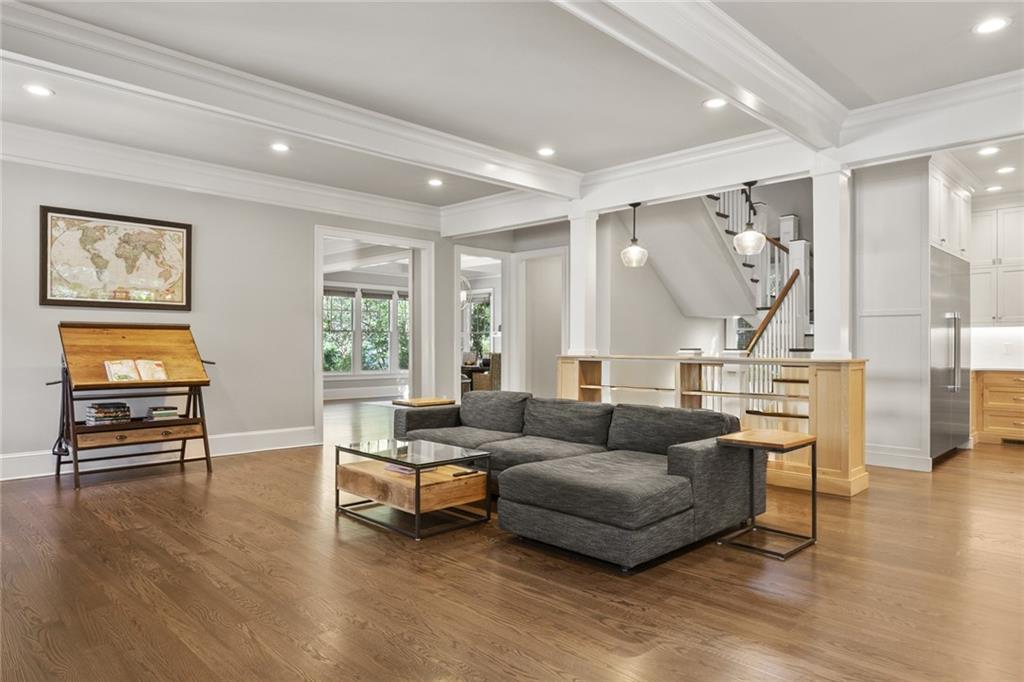 1890 Ridgewood Drive NE