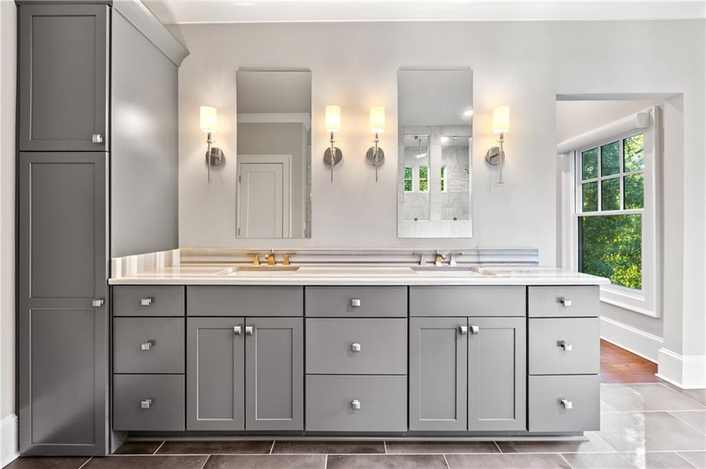 1890 Ridgewood Drive NE