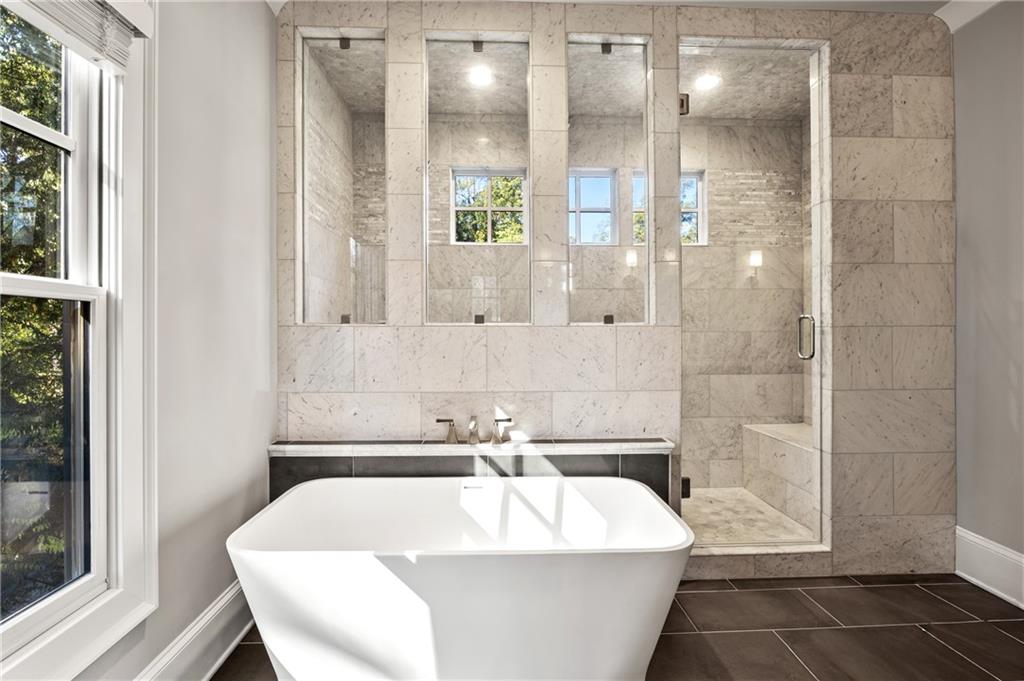 1890 Ridgewood Drive NE