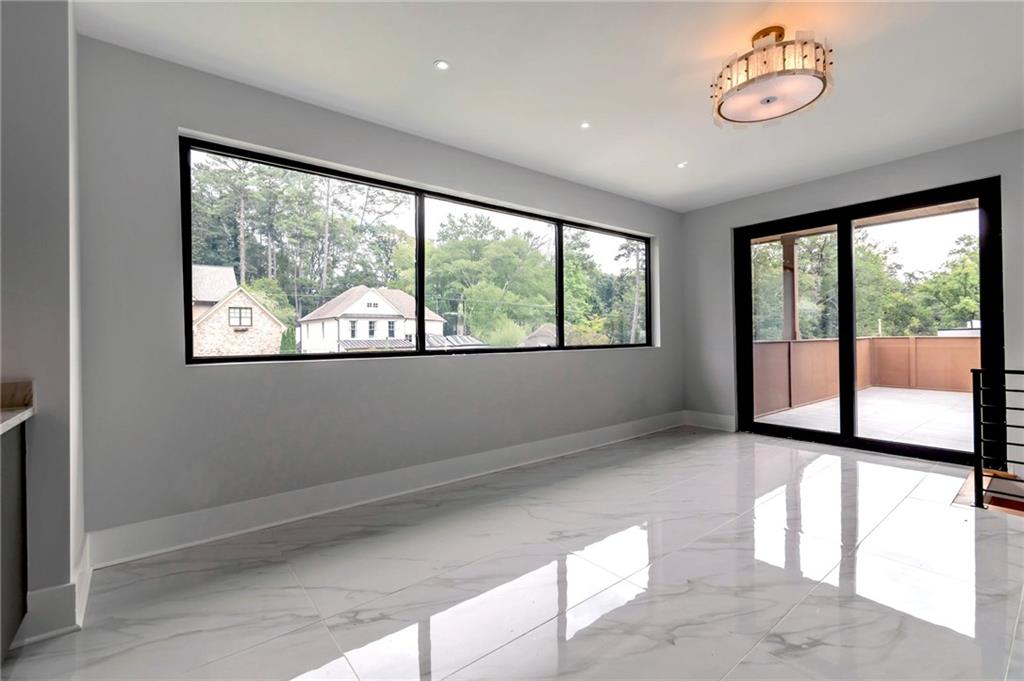 1653 Wayland Circle NE