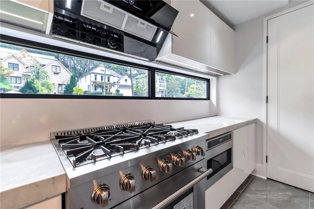 1653 Wayland Circle NE