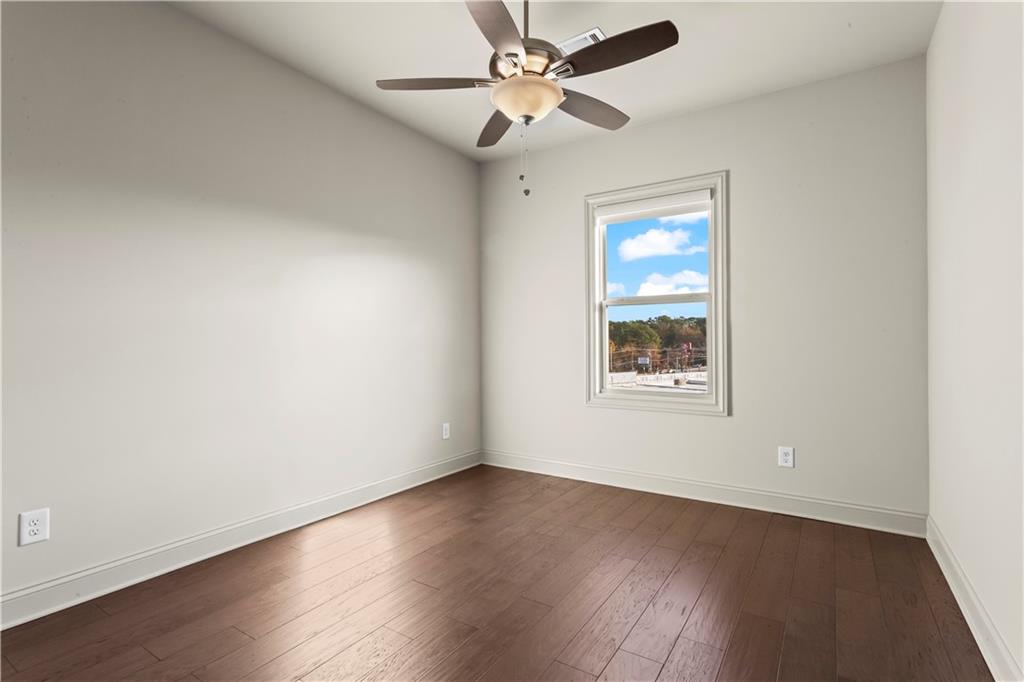 1892 Skyfall Circle NE