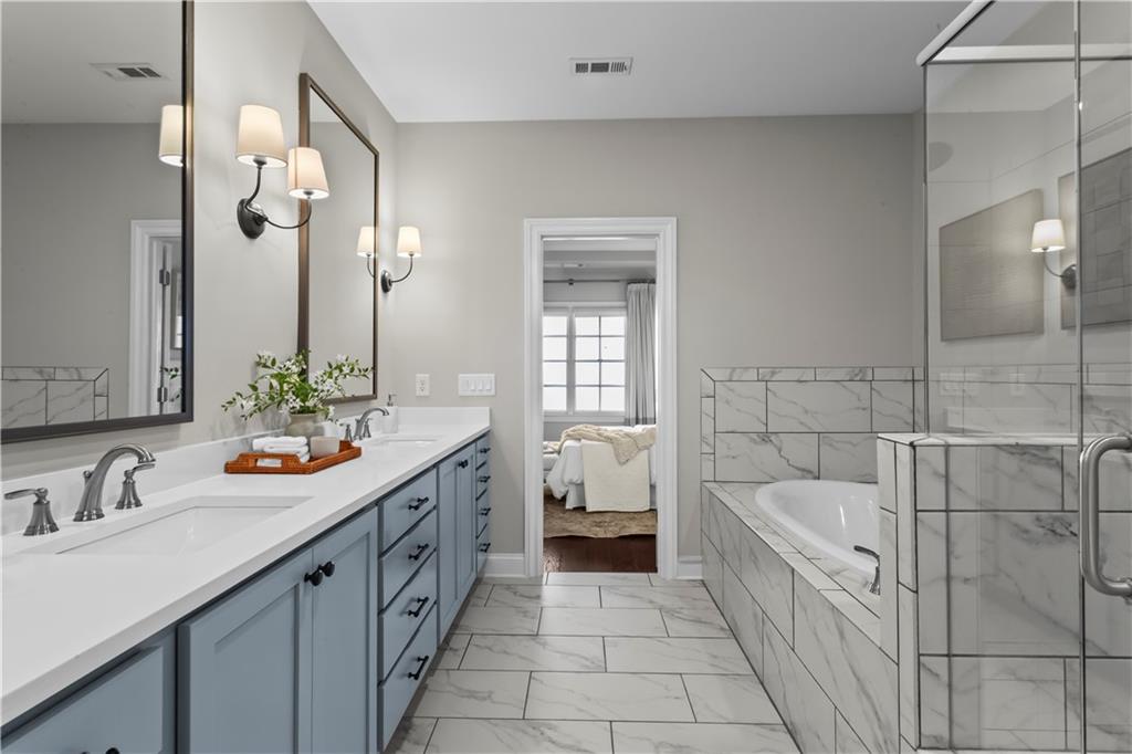 1892 Skyfall Circle NE